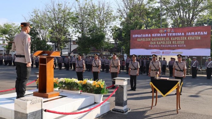 Penyegaran Organisasi, Tiga Kapolsek di Pasuruan Kota Dapat Penugasan Baru